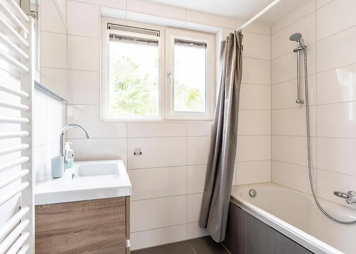 Feriehus Noorderlicht On Texel With Large Garden